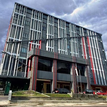New Hollywood Hotel Pekanbaru Exteriér fotografie